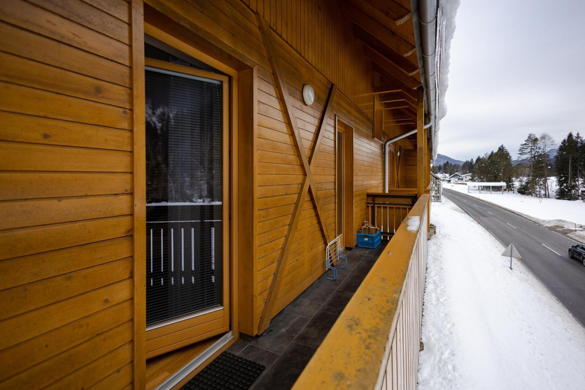 Waterfall Apartment - Cozy Mountain Retreat Kranjska Gora Extérieur photo