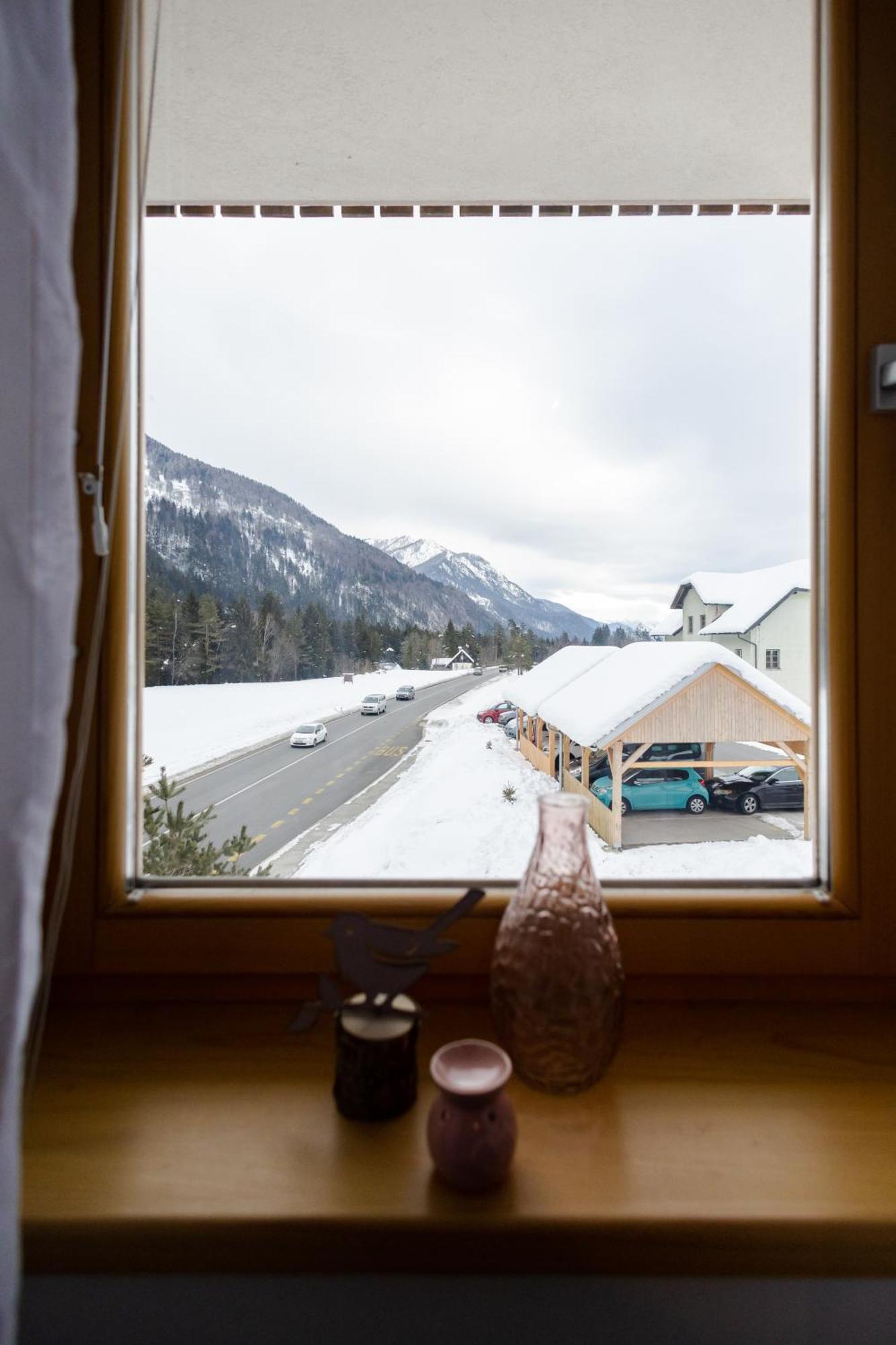 Waterfall Apartment - Cozy Mountain Retreat Kranjska Gora Extérieur photo