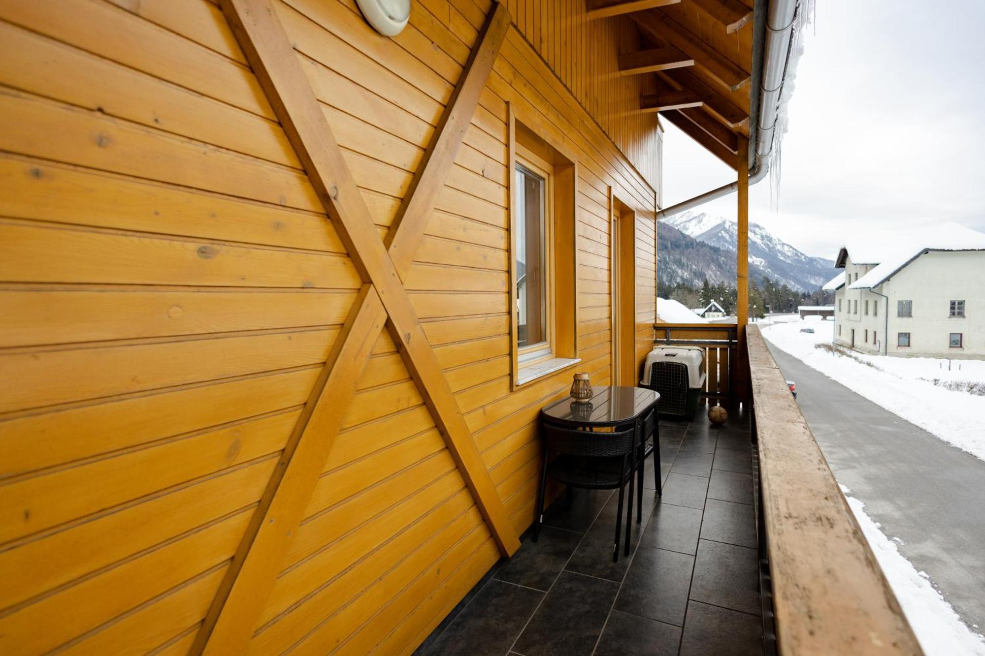 Waterfall Apartment - Cozy Mountain Retreat Kranjska Gora Extérieur photo